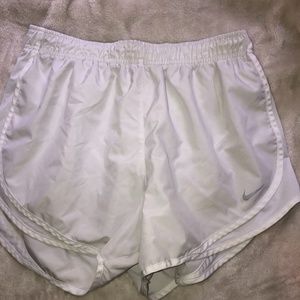 Nike short